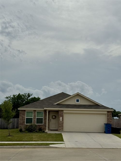 1105 Ledgestone Dr, Cleburne, TX, 76031-1042 | Card Image