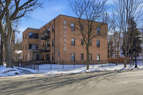 apt-105-2201 3rd Ave S, Minneapolis, MN, 55404-3501 | Card Image