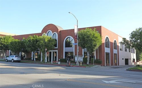 225-4000 Long Beach Blvd, Long Beach, CA, 90807-2617 | Card Image