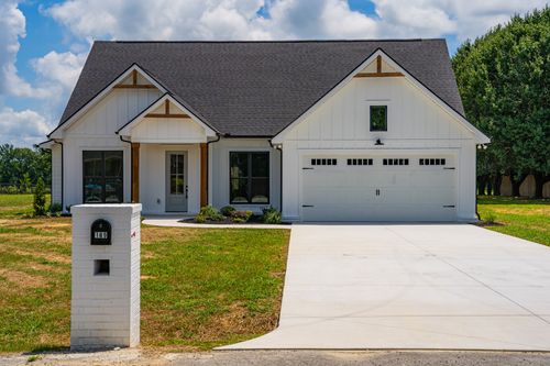 189 Strawberry Rdg, Manchester, TN, 37355-7091 | Card Image