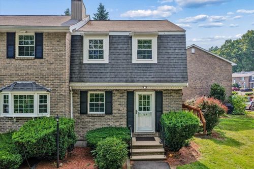 133 Fieldstone Dr, Londonderry, NH, 03053-2712 | Card Image