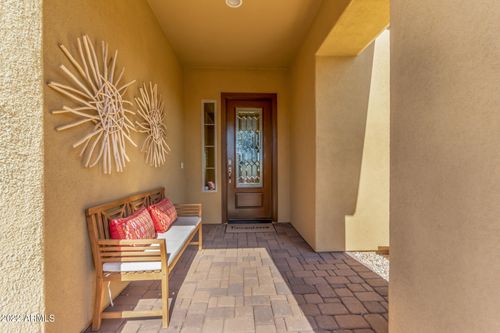 628 E Peach Tree St, San Tan Valley, AZ, 85140-6404 | Card Image