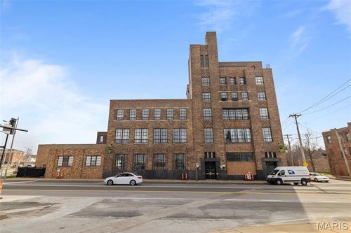 102-1720 Chouteau Ave, Saint Louis, MO, 63103-3124 | Card Image