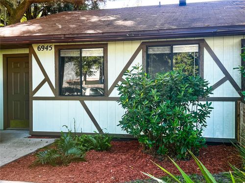 6945 Sw 21st Ln, Gainesville, FL, 32607-3740 | Card Image