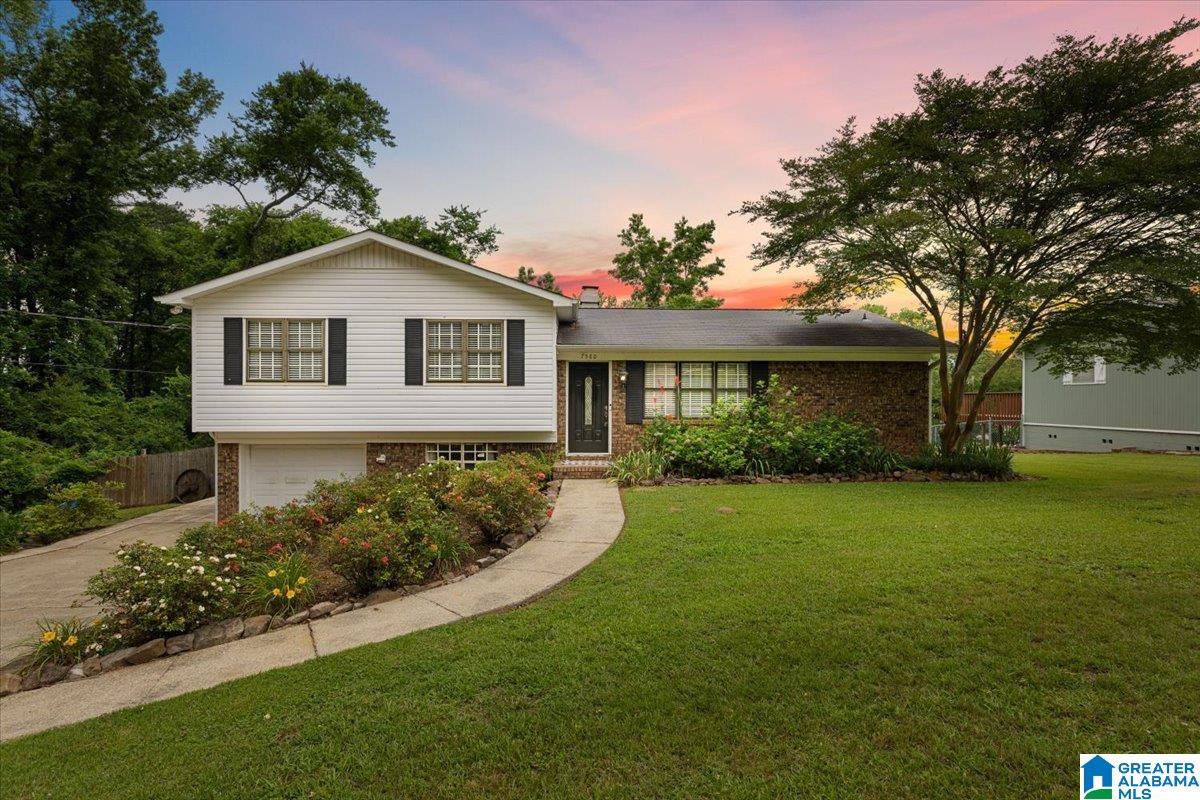 Residential in TRUSSVILLE