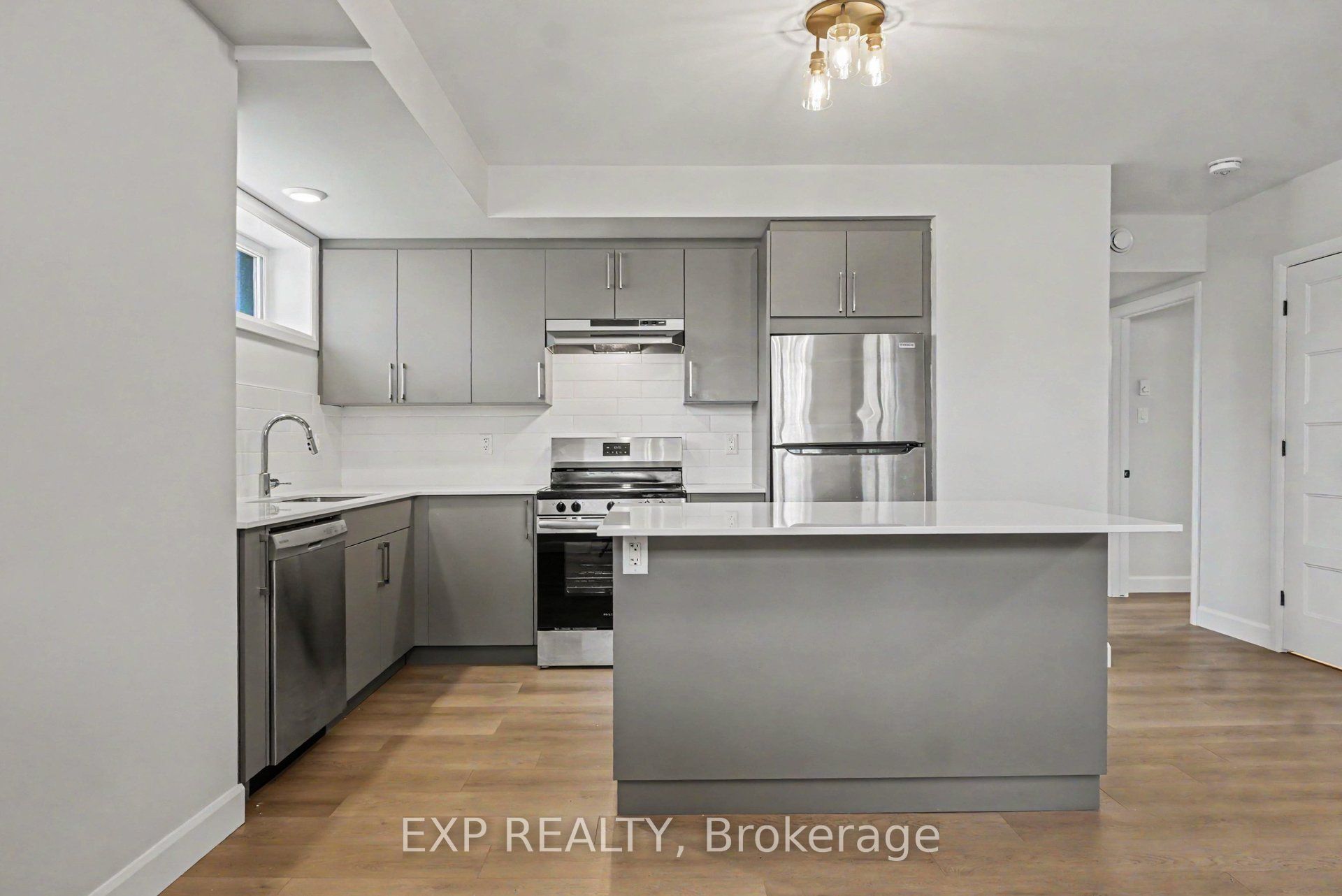 Residential Lease in Russell 5