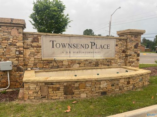 101 Oliver Ct, Hazel Green, AL, 35750-5007 | Card Image