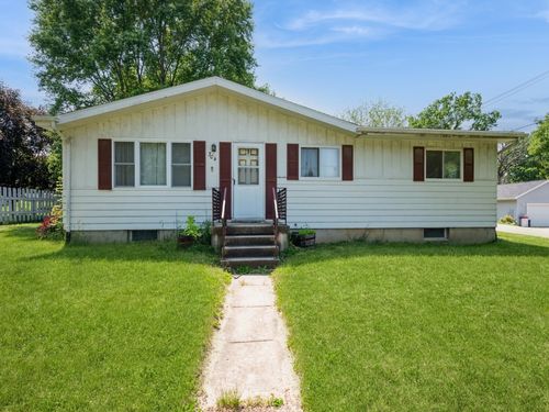 304 3rd St S, Coggon, IA, 52218-9419 | Card Image