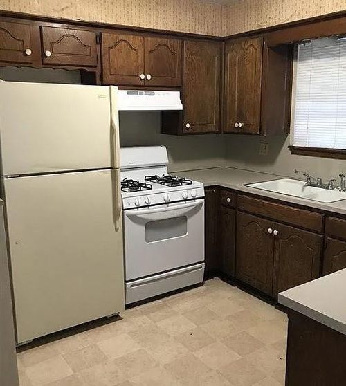 4501 Meadowpark Drive, Midwest City, OK, 73110 | Card Image