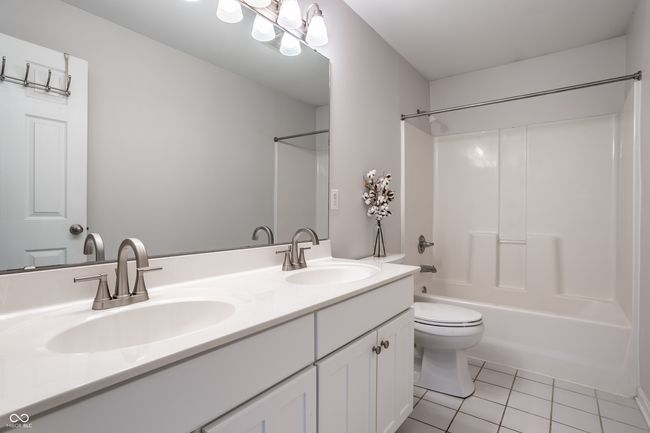 12596 Autumn Gate Way, House other with 5 bedrooms, 4 bathrooms and null parking in Carmel IN | Image 34