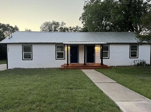 b-1440 Jackson Street, New Braunfels, TX, 78130 | Card Image