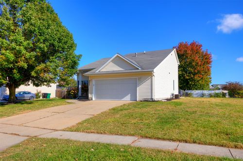 3033 Sw Brookeline Dr, Ankeny, IA, 50023-8897 | Card Image