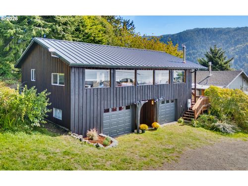 242 Prospect Ave, Yachats, OR, 97498-9564 | Card Image
