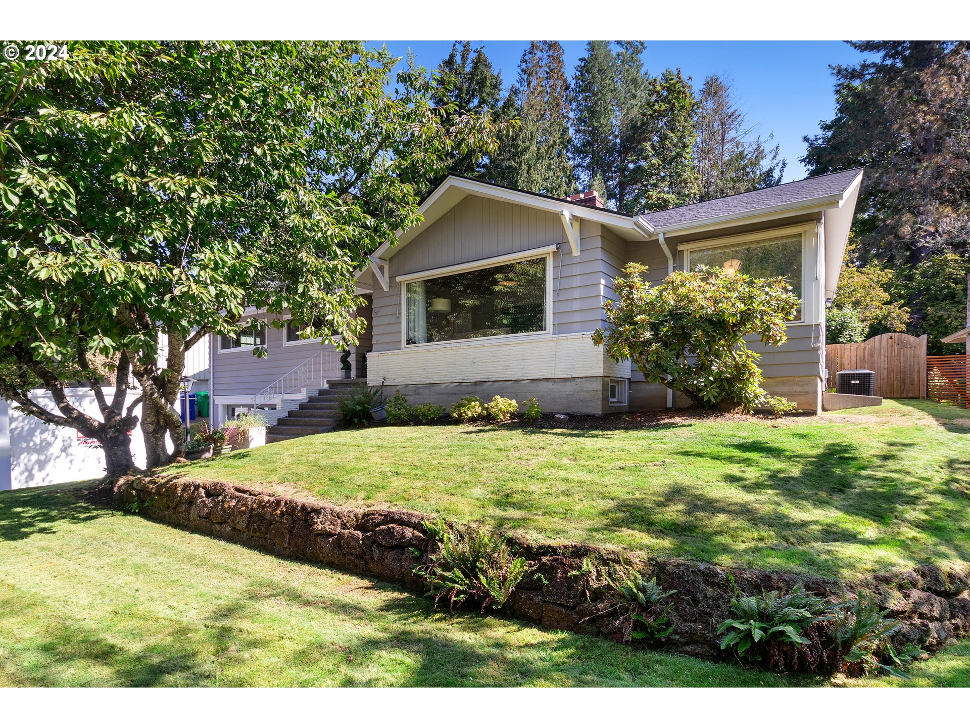 53rd Ave, Portland, OR 97221
