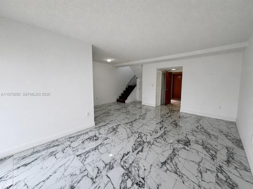 apt-225c-9390 W Flagler St, Miami, FL, 33174-3442 | Card Image