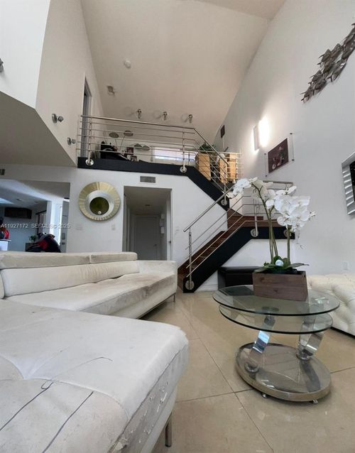 1913 San Remo Cir, Homestead, FL, 33035-1151 | Card Image