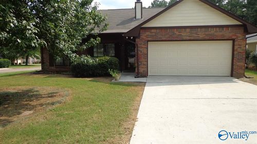 718 Wynsom Dr Se, Huntsville, AL, 35803-2824 | Card Image