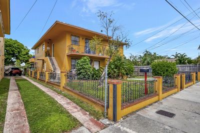 1137 Sw 10th St, Home with 0 bedrooms, 0 bathrooms and 4 parking in Miami FL | Image 2