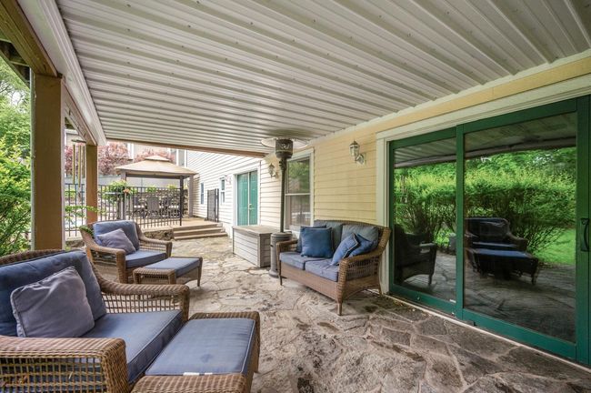 Shade and comfort come together for endless outdoor moments. | Image 39