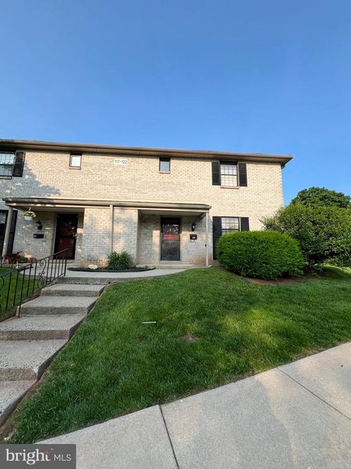 117 Providence Forge Rd, ROYERSFORD, PA, 19468-2938 | Card Image