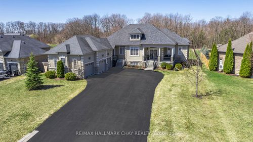 16 Basswood Dr, Wasaga Beach, ON, L9Z0A9 | Card Image