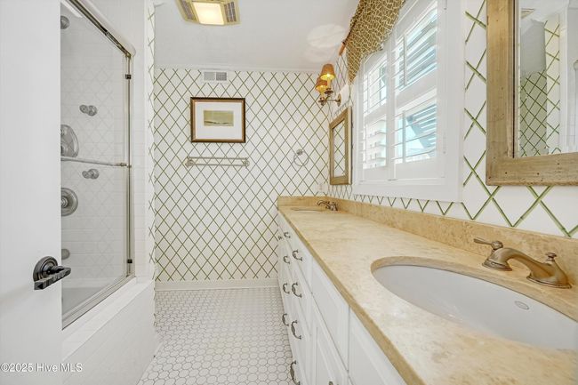24 Pender St, House other with 5 bedrooms, 5 bathrooms and 1 parking in Ocean Isle Beach NC | Image 16