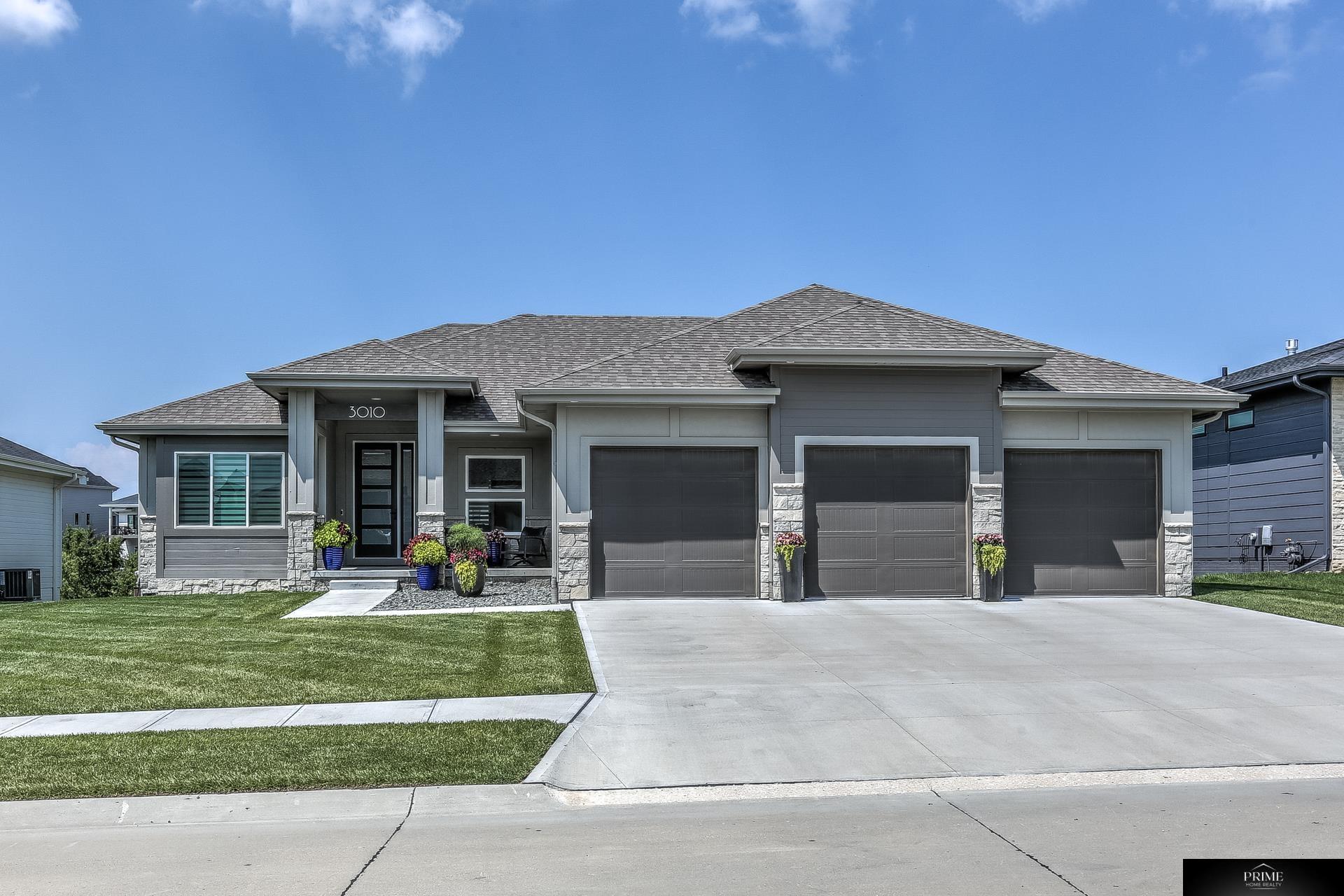 184th St, Elkhorn, NE 68022