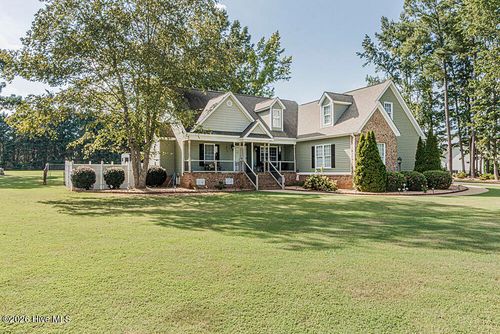 8554 Forest Cove Rd, Elm City, NC, 27822-9243 | Card Image