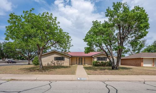 1806 Hughes St, Midland, TX, 79705-8330 | Card Image