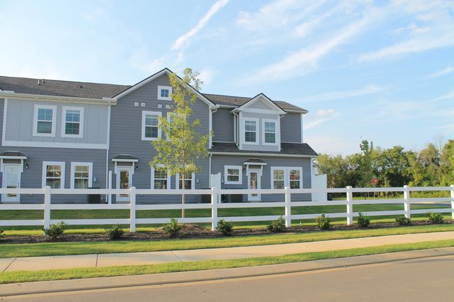 5711 Cloverwood Dr, Condo with 3 bedrooms, 3 bathrooms and 2 parking in Rockvale TN | Image 36