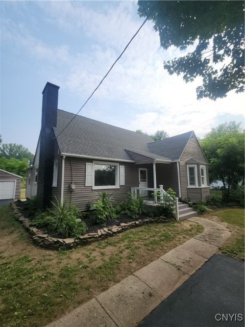 4389 Wetzel Rd, Liverpool, NY, 13090-2031 | Card Image