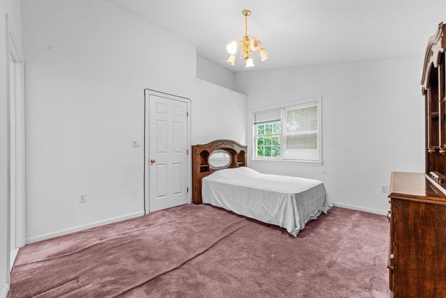 333 - 333 Bishops Forest Dr, Condo with 2 bedrooms, 3 bathrooms and 1 parking in Waltham MA | Image 10
