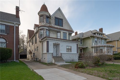 2148 Main Unit 4 Street, Buffalo, NY, 14214 | Card Image
