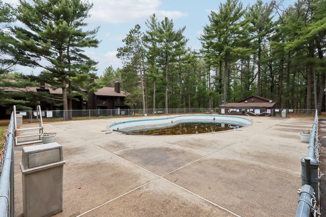 12 Cedar Trl, Condo with 2 bedrooms, 2 bathrooms and null parking in Wisconsin Dells WI | Image 63
