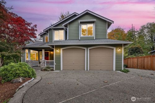 1065 Sw 12th St, North Bend, WA, 98045-7986 | Card Image