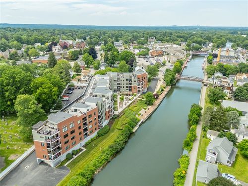 104-83 E Church St, Fairport, NY, 14450-1593 | Card Image