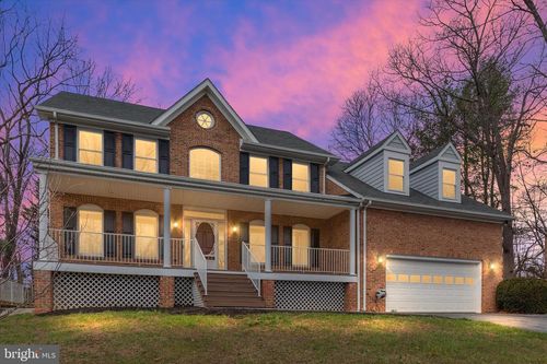 203 Oak Hill Dr, Woodstock, VA, 22664-4038 | Card Image