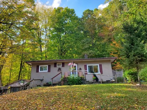 9173 220th Ave, Stanwood, MI, 49346-9506 | Card Image