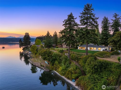 1064 Nw Darling Rd, Bremerton, WA, 98311-9004 | Card Image