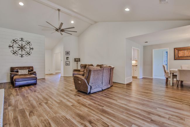 5419 87 Th St, House other with 3 bedrooms, 2 bathrooms and null parking in Lubbock TX | Image 16