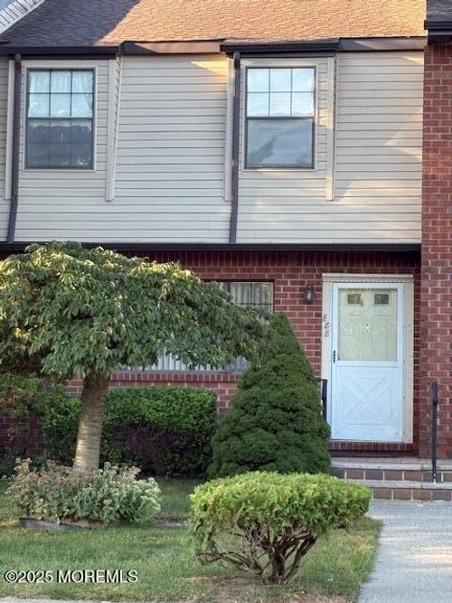 888 Cindy Ct, Brick, NJ, 08724-7185 | Card Image