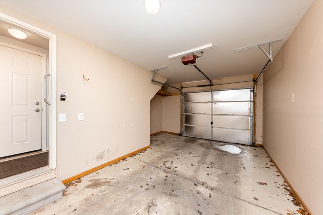 Garage | Image 24
