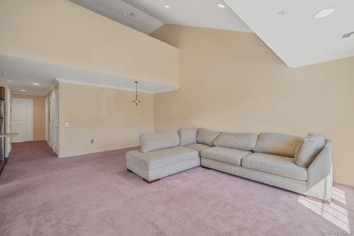 136 Weatherby Ln, Central Islip, NY, 11722-4550 | Card Image