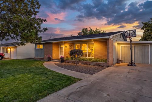 1832 Highland Dr, Prosser, WA, 99350-1519 | Card Image