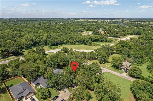 511 E Wilson Ave, Sherman, TX, 75090-8955 | Card Image