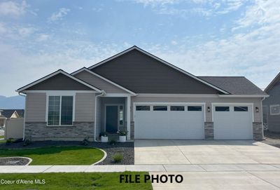 2002 E Mykal Ct, House other with 3 bedrooms, 2 bathrooms and null parking in Post Falls ID | Image 1