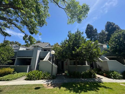 482 Shadowgraph Dr, San Jose, CA, 95110-3566 | Card Image