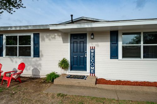 912 S Anson St, Stamford, TX, 79553-6506 | Card Image