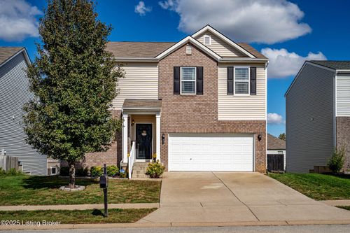 266 Saint Regis Dr, Shelbyville, KY, 40065-6316 | Card Image