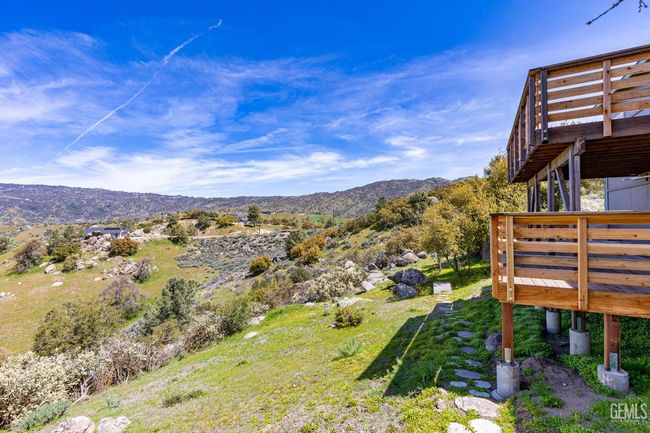 26501 Skyline Dr, House other with 3 bedrooms, 3 bathrooms and null parking in Tehachapi CA | Image 48
